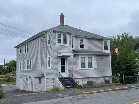 39 Beach St, Milford, MA 01757