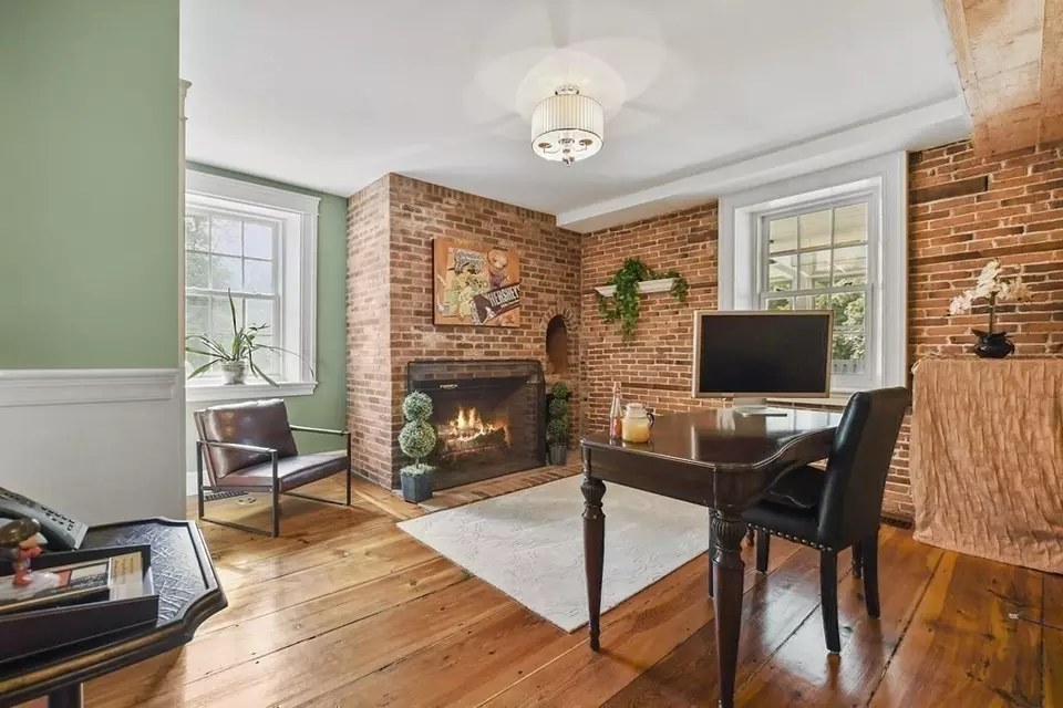  16 W Main St, Groton, MA 01450 photo 6