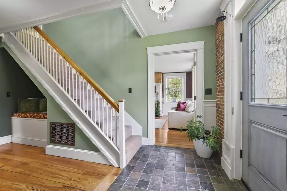  16 W Main St, Groton, MA 01450 photo 3