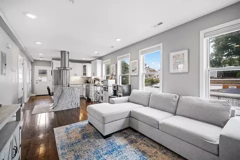 67 School St #2, Salem, MA 01970