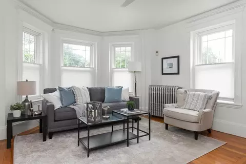 193 Lafayette St #1, Salem, MA 01970