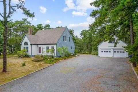 86 Old Wharf Rd, Wellfleet, MA 02667