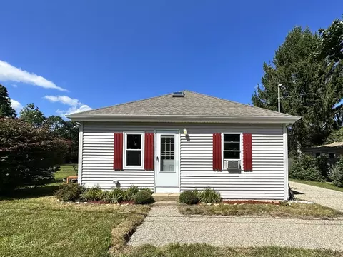 115 Brick Kiln Rd, Falmouth, MA 02536