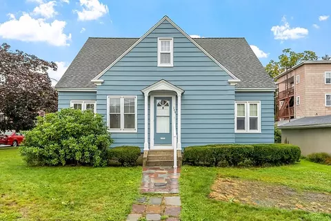 208 Woodland St, Fitchburg, MA 01420