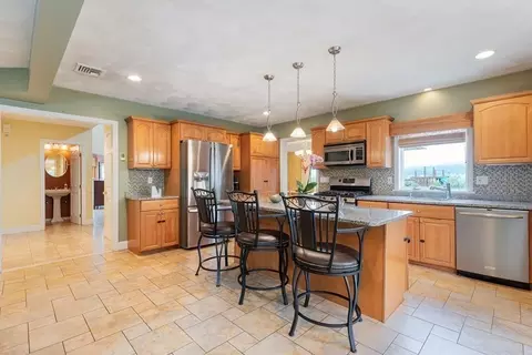 27 Beachview, Saugus, MA 01906 photo 6