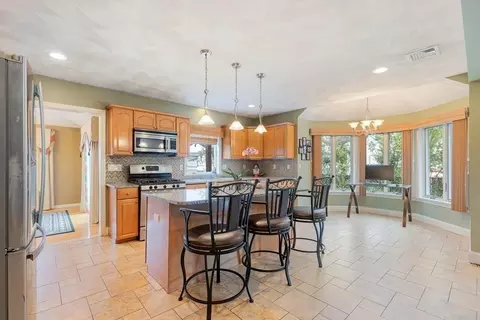 27 Beachview, Saugus, MA 01906 photo 5