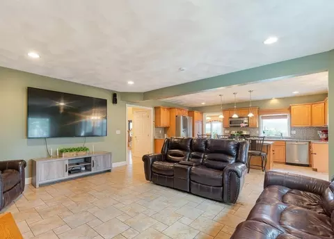 27 Beachview, Saugus, MA 01906 photo 9