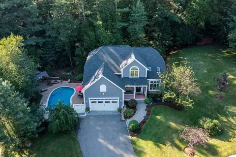 2 Pickard Ln, North Reading, MA 01864
