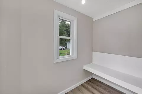 60 Norman St, Springfield, MA 01104 photo 13