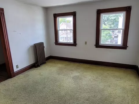 602 White St, Springfield, MA 01108 photo 12