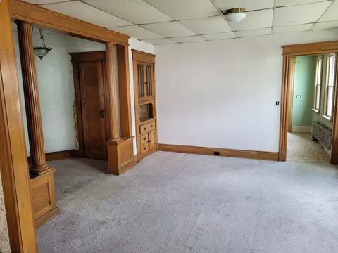 602 White St, Springfield, MA 01108 photo 6