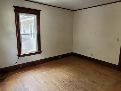 602 White St, Springfield, MA 01108 photo 9