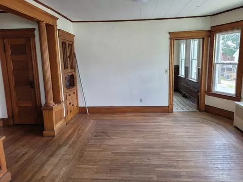 602 White St, Springfield, MA 01108 photo 7