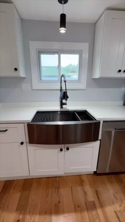308 E Main St, Orange, MA 01364 photo 9