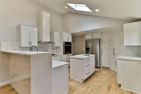 7 Guildford Rd, Barnstable, MA 02632 photo 8