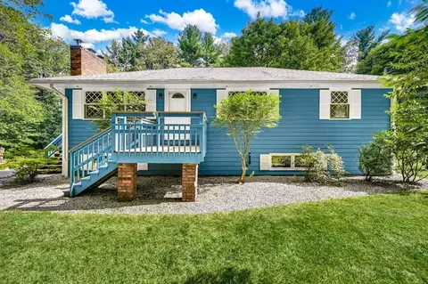 441 Rawson St, Leicester, MA 01524