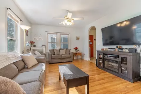 175 Hamilton St, Worcester, MA 01604 photo 11