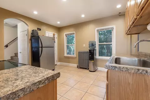 175 Hamilton St, Worcester, MA 01604 photo 7