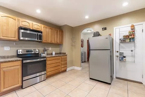 175 Hamilton St, Worcester, MA 01604 photo 5
