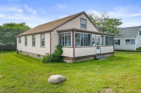 683 Ocean St, Marshfield, MA 02050