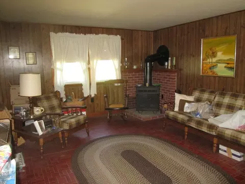 11 Ellen St, Webster, MA 01570 photo 19
