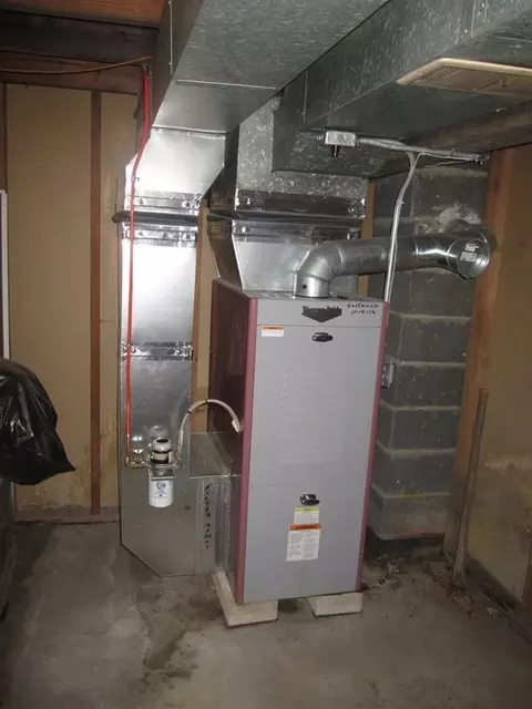 11 Ellen St, Webster, MA 01570 photo 23