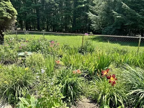 46 W River St, Upton, MA 01568 photo 38