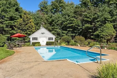 46 W River St, Upton, MA 01568 photo 36