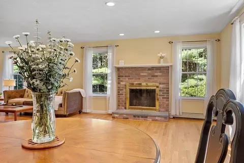 46 W River St, Upton, MA 01568 photo 13