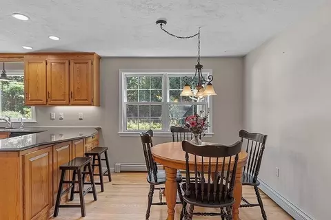 46 W River St, Upton, MA 01568 photo 12