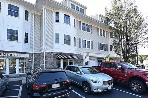 4 Forge Pond #D, Canton, MA 02021 photo 2