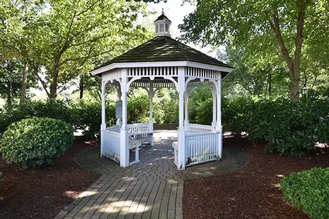 4 Forge Pond #D, Canton, MA 02021 photo 7