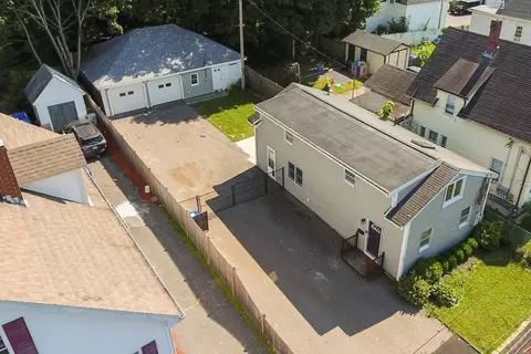 399 Washington St, Taunton, MA 02780