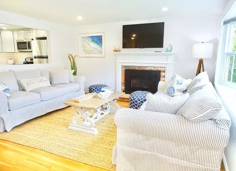 15 Agnes, Dennis, MA 02660