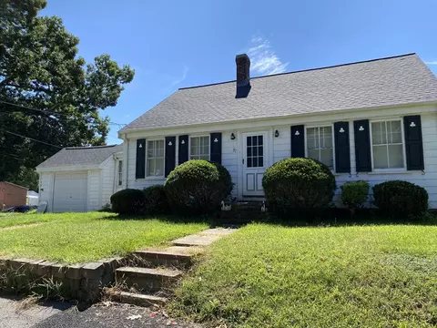 91 Thatcher St, Brockton, MA 02302