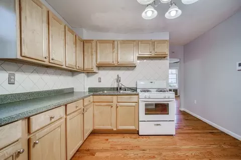 44-46 Talcott St, Springfield, MA 01107 photo 9