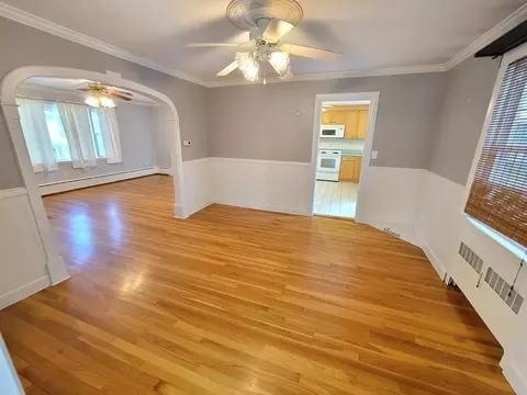 40 Charles St, Fitchburg, MA 01420