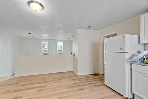 51 Wilson St, Worcester, MA 01604 photo 10