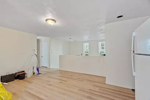 51 Wilson St, Worcester, MA 01604 photo 12