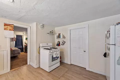 51 Wilson St, Worcester, MA 01604 photo 32