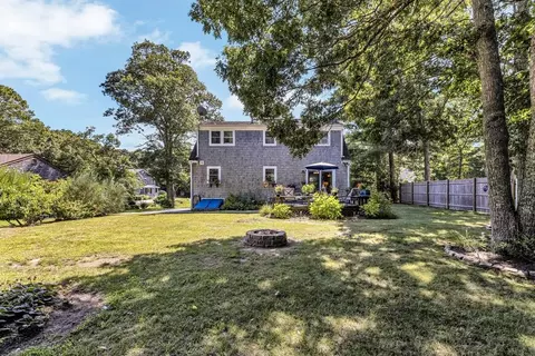 212 James Cir, Mashpee, MA 02649 photo 3
