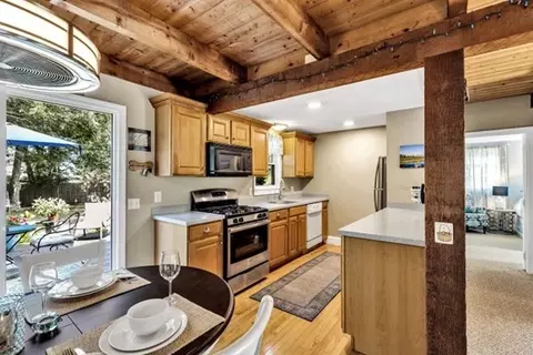 212 James Cir, Mashpee, MA 02649 photo 20