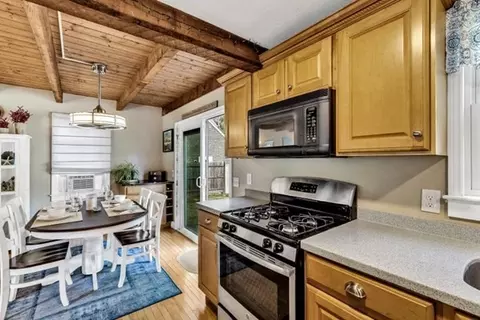 212 James Cir, Mashpee, MA 02649 photo 15