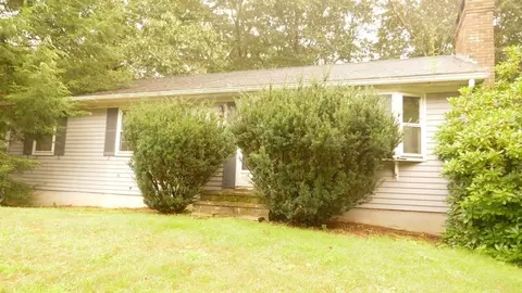 54 Norborough Dr, North Attleboro, MA 02760