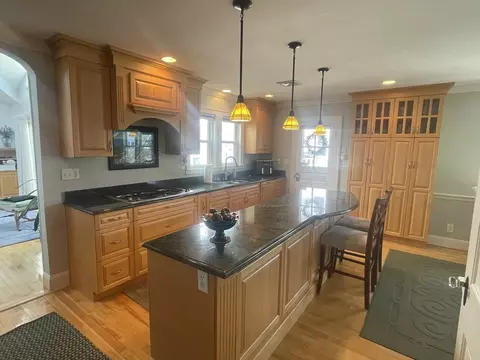 63 H St, Hull, MA 02045 photo 9