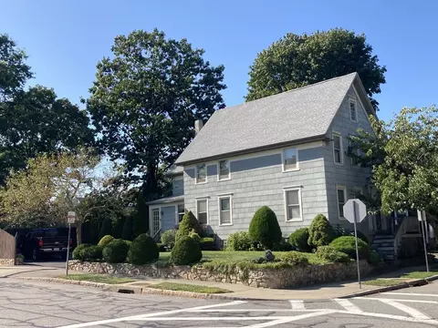 137 Tremont St, New Bedford, MA 02740