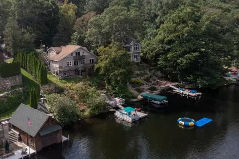 99 Crockett Rd, Milford, MA 01757
