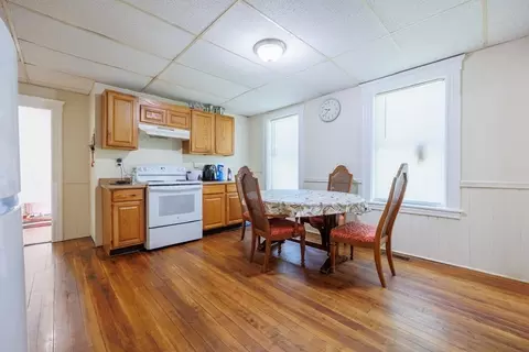 47 Everard St, Worcester, MA 01605 photo 3