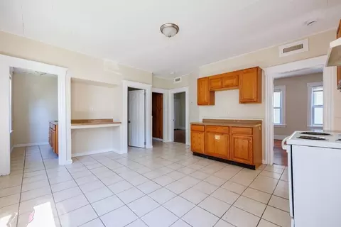 47 Everard St, Worcester, MA 01605 photo 11