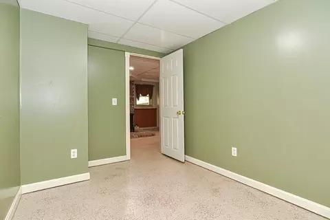 31 Pleasant St, Upton, MA 01568 photo 22